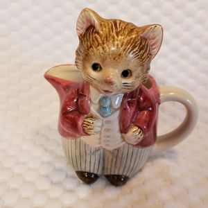 Otagiri cat creamer